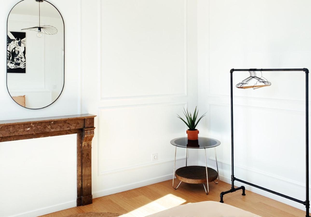 Le Haussmann ⸱ Stationnement Gratuit ⸱ Fibre Apartment Deols Exterior photo